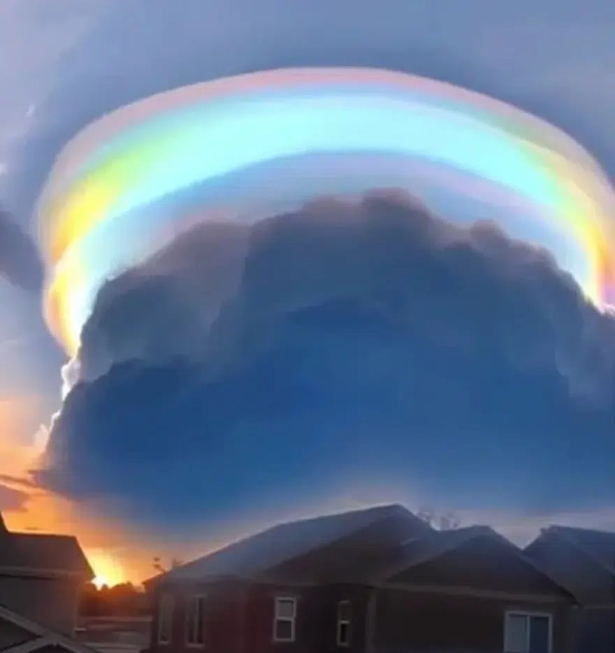 Sorprende hermosa nube arcoíris en China la llaman spray de unicornio