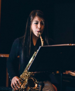 María Elena Saxofonista María Elena Saxofonista