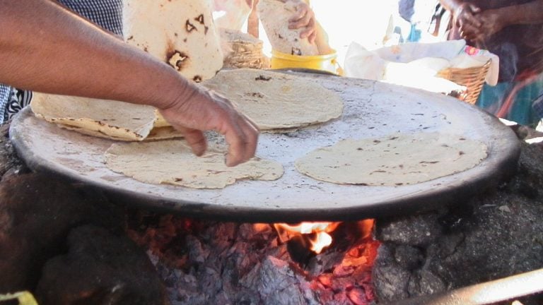 Comal Comal