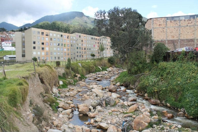 El río Fucha lleva aguas residuales