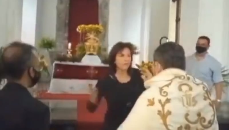 La mujer tendría problemas psiquiátricos La mujer tendría problemas psiquiátricos