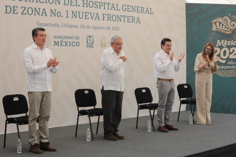 López Obrador le dijo a la CNTE que esos 'no son modos' López Obrador le dijo a la CNTE que esos 'no son modos'