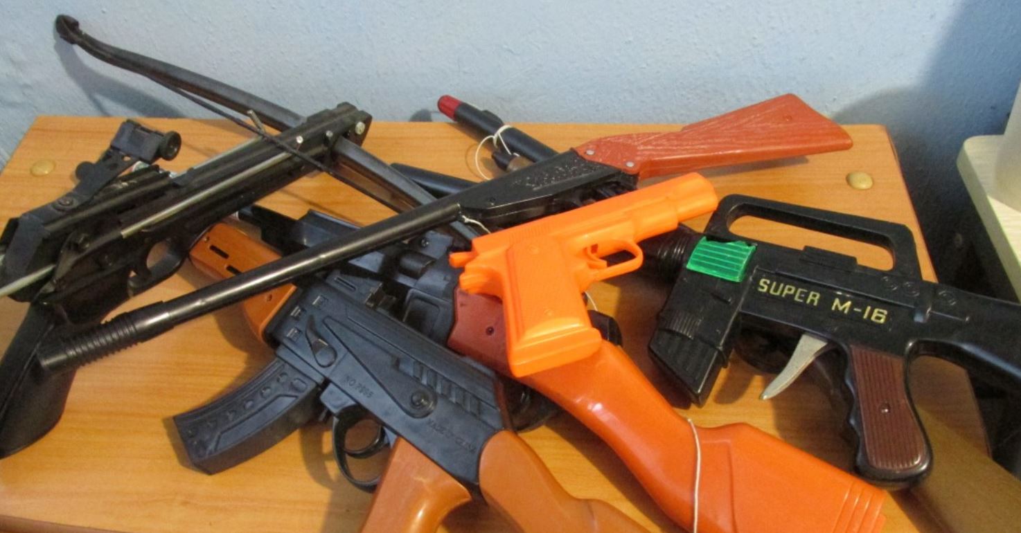 Prohibirán usar disfraces de Halloween con