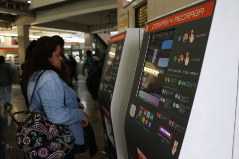 Así puedes tramitar la tarjeta de tres pesos del Metro para estudiantes | Quinto Poder Así puedes tramitar la tarjeta de tres pesos del Metro para estudiantes | Quinto Poder