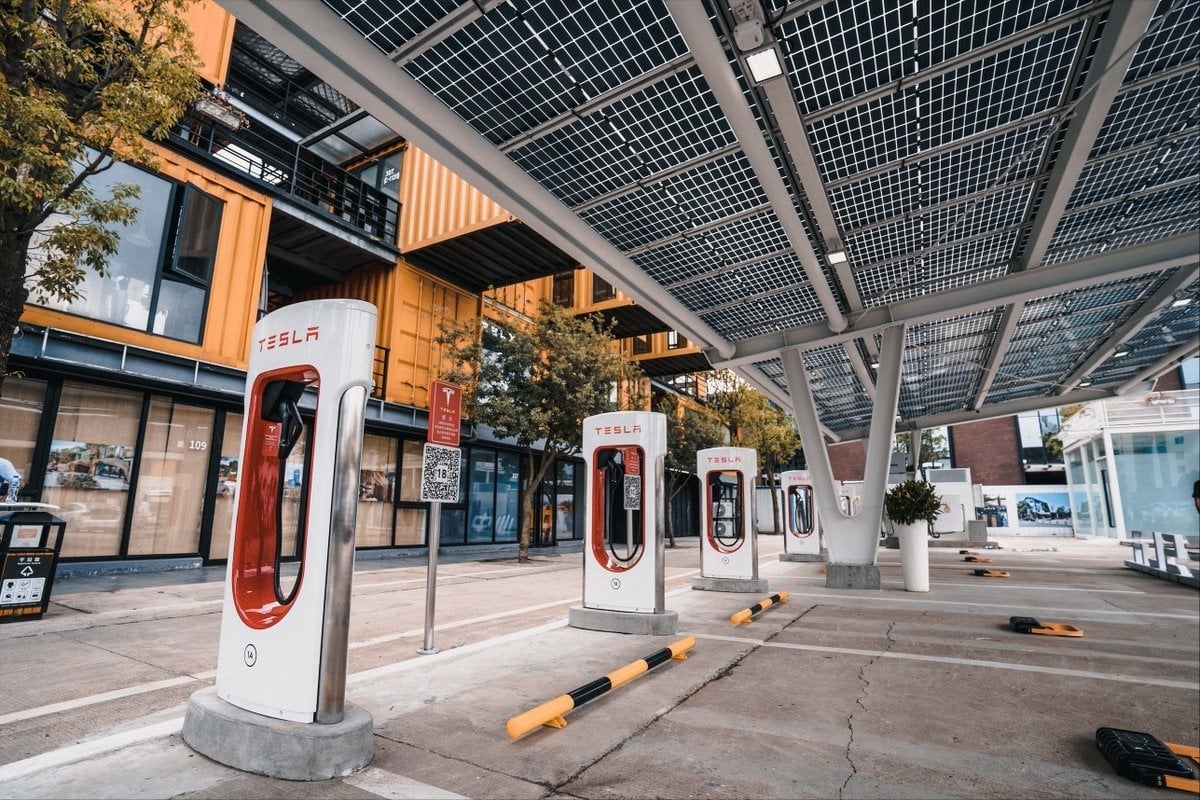 Tesla abre vacantes presencial y home office en México; estos son los requisitos