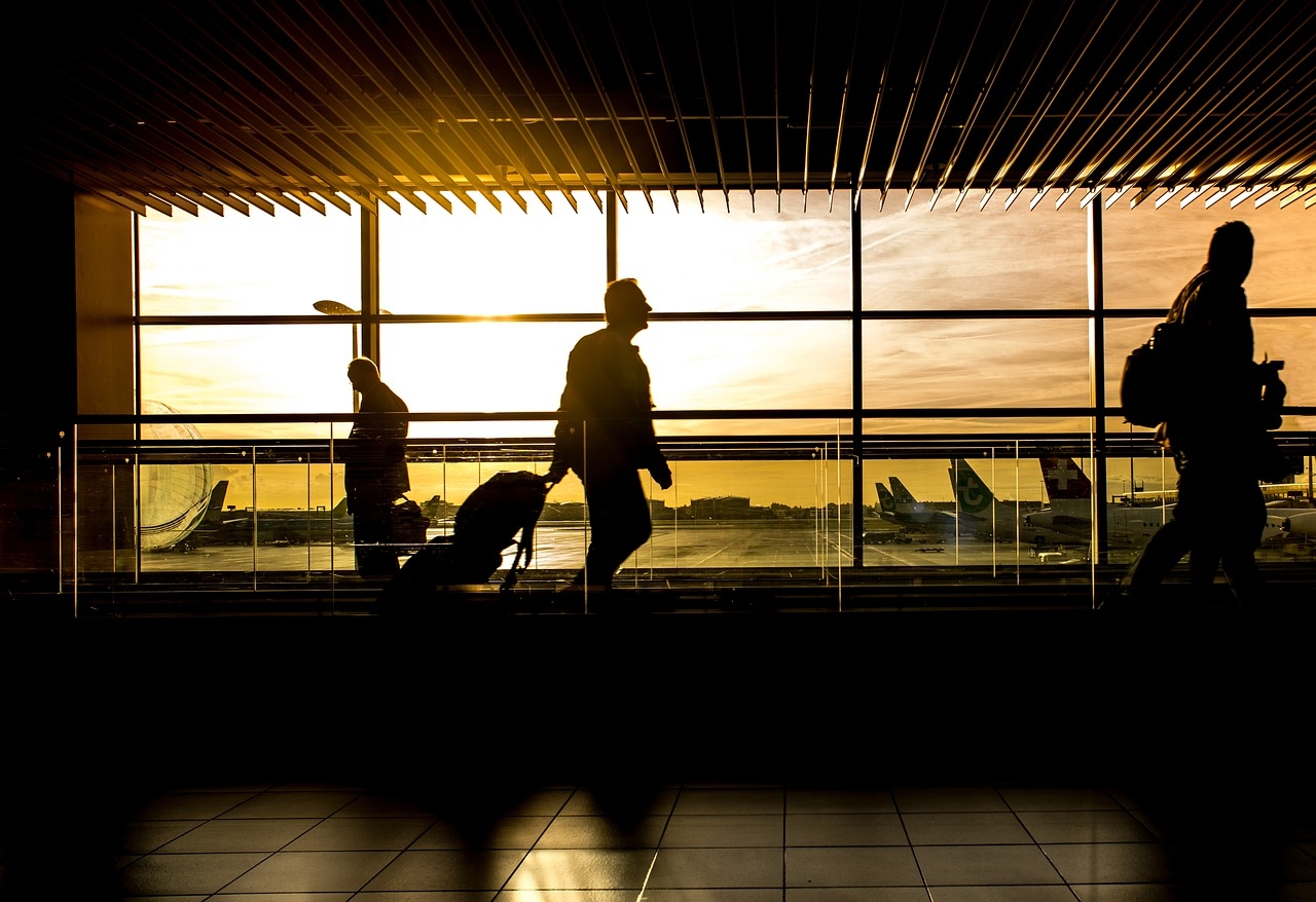 ¿Qué necesitan los visitantes de otros países para entrar a México?