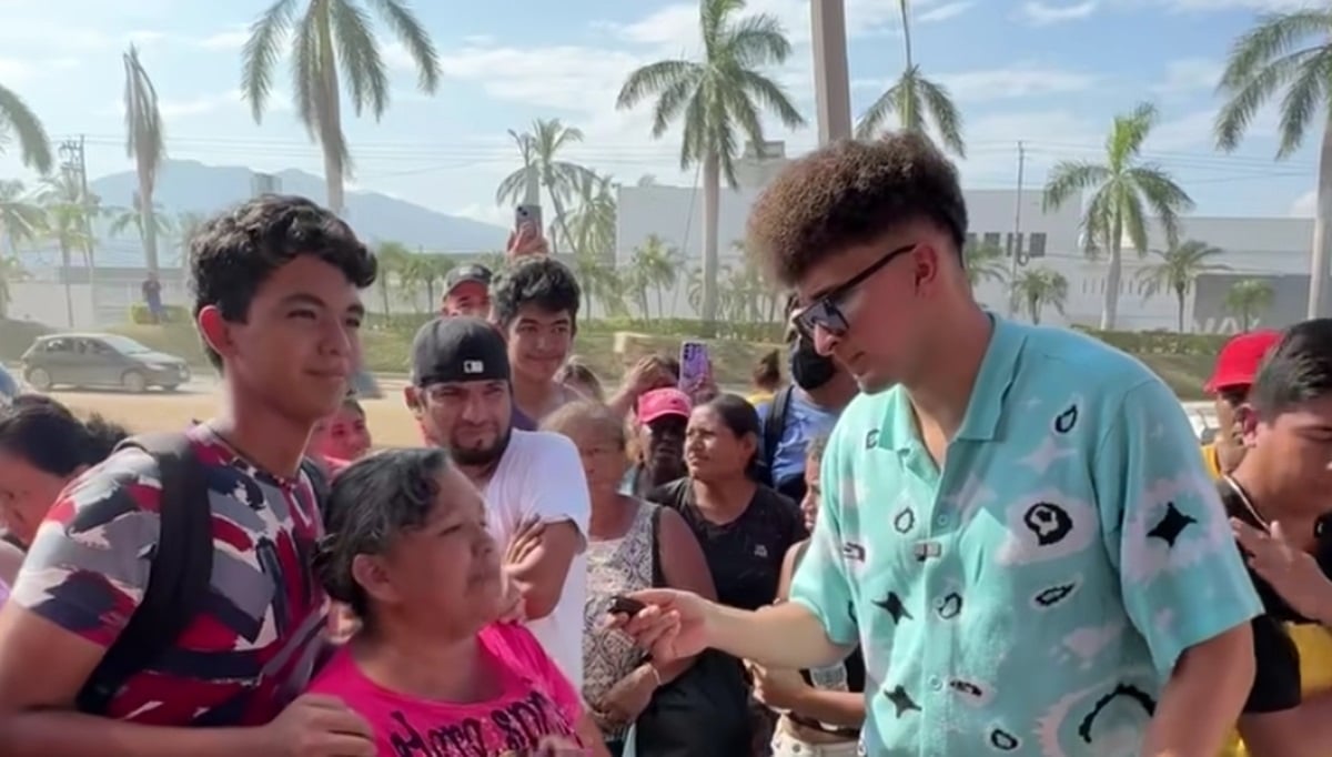 HotSpanish causa polémica por video donde regala dinero a damnificados de Acapulco