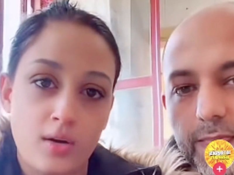 Influencer es golpeada por su esposo en plena trasmisión en vivo y ella lo defiende