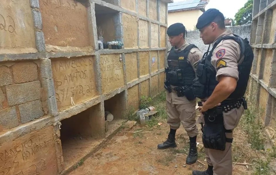 Entierran viva a mujer en panteón de Brasil, así la rescataron