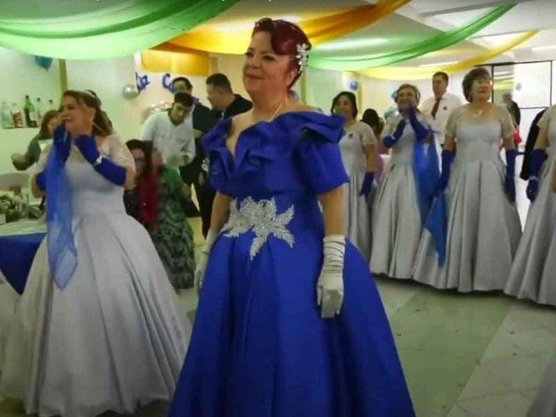 Vestidos de best sale fiesta para abuelitas