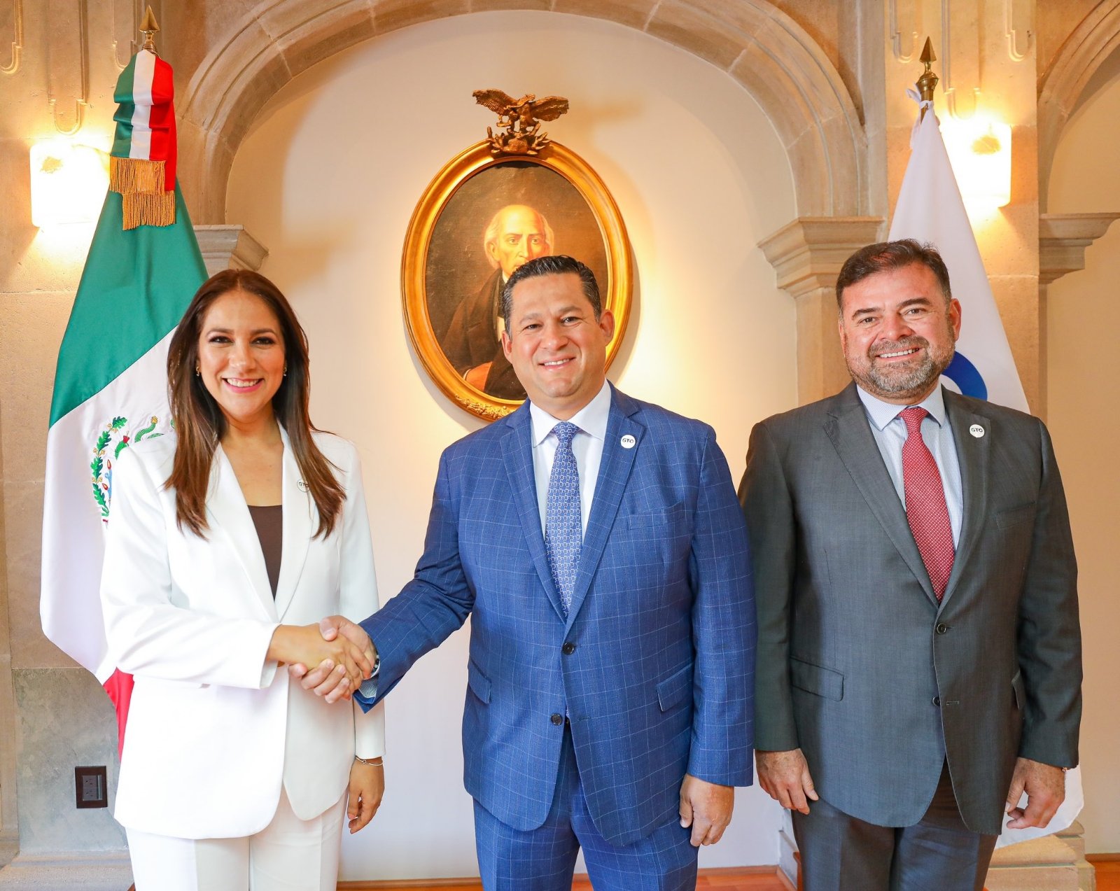 Diego Sinhué anuncia cambios estratégicos en su gabinete