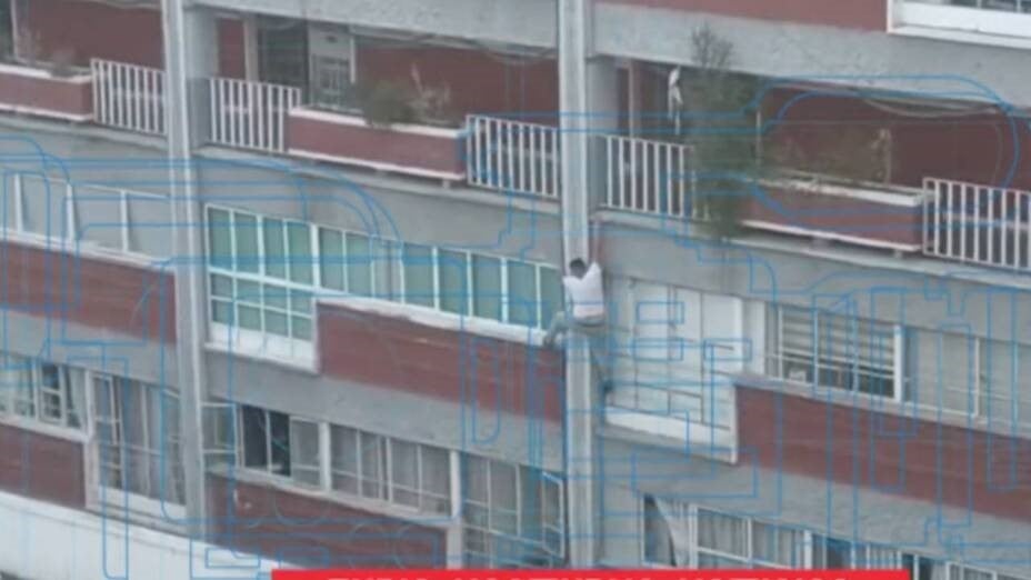 Hombre muere tras caer del cuarto piso de un edificio en la CDMX ...