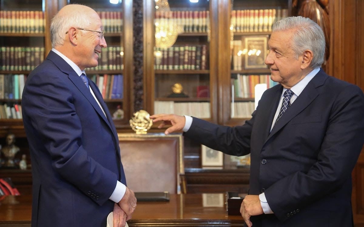 AMLO se reúne con Ken Salazar, embajador de Estados Unidos en Palacio Nacional