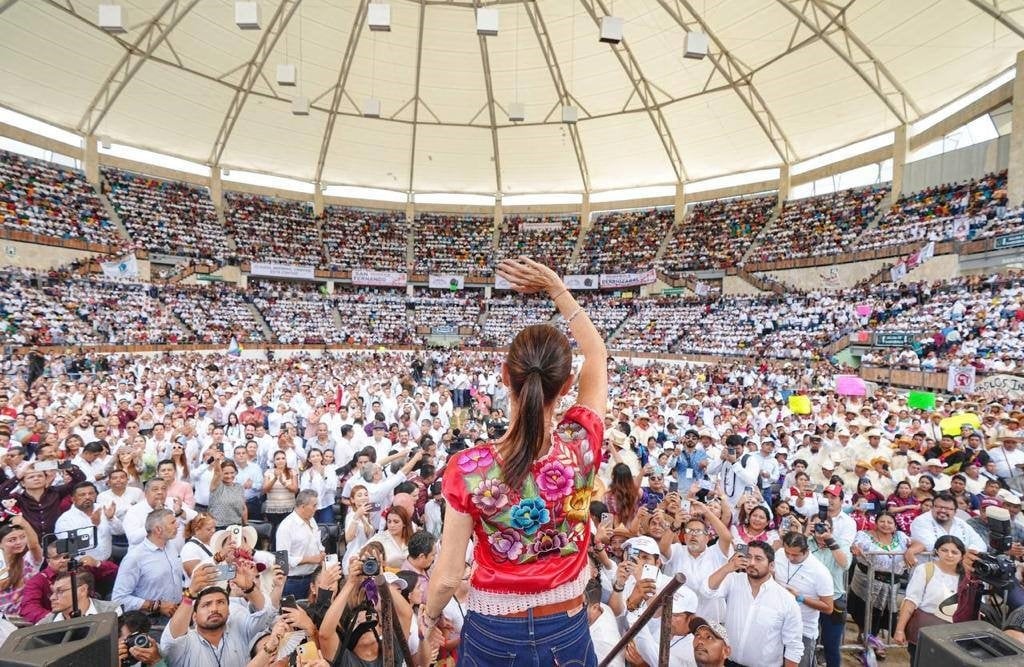 Sheinbaum lanza indirecta a Xóchitl Gálvez por tesis: ‘Nosotros no plagiamos’